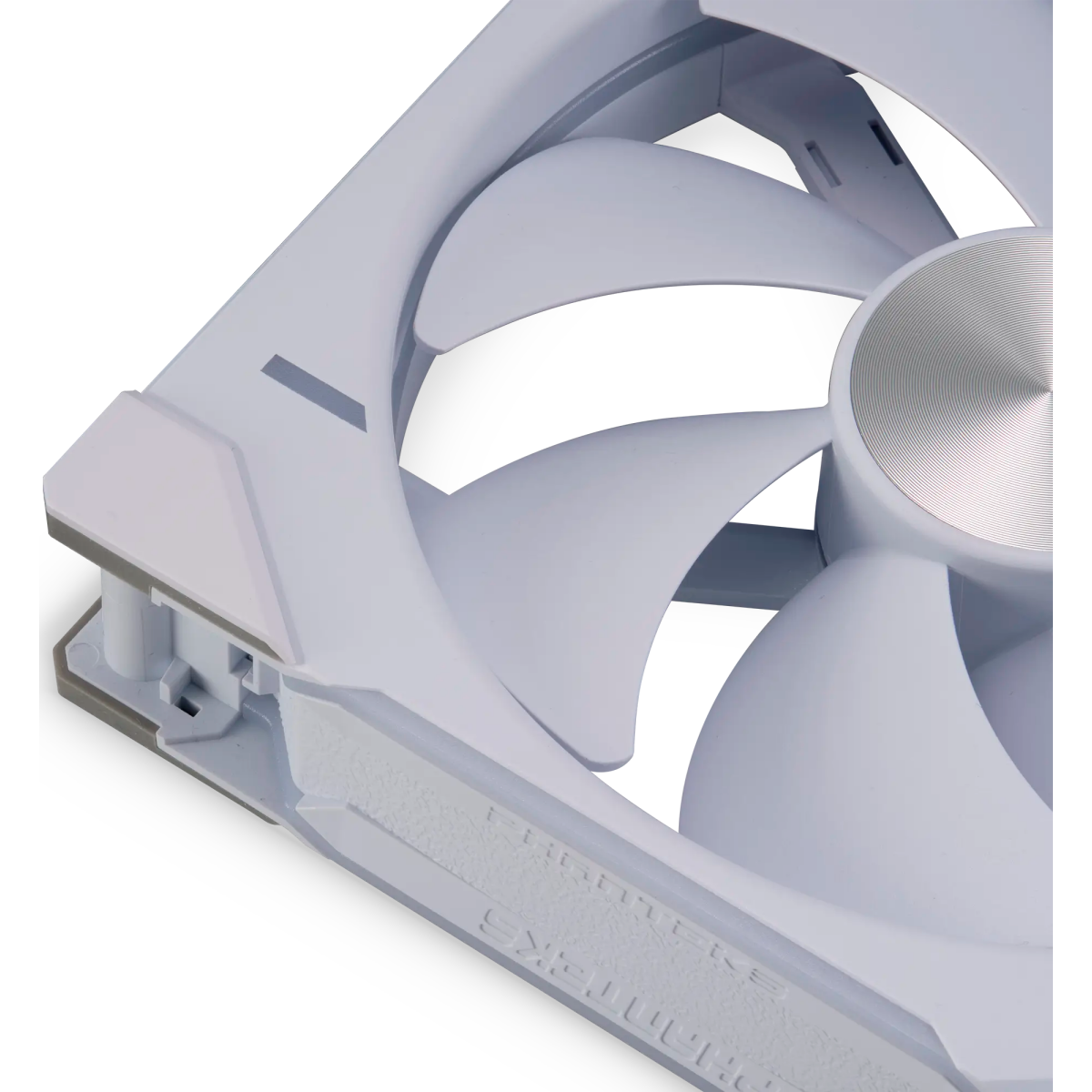 Вентилятор для корпуса Phanteks D30 DRGB PWM Reversed 140mm White (3 шт.) — изображение 6