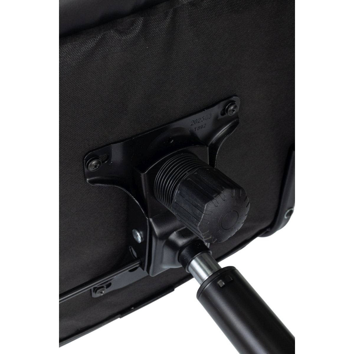 Офисное кресло Бюрократ Balance PU Black — изображение 3