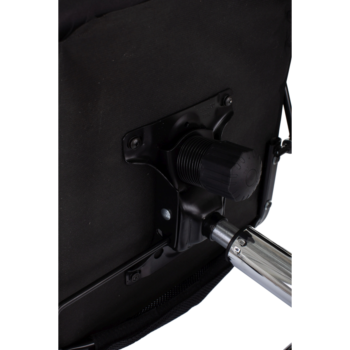 Офисное кресло Бюрократ CH-607BS Black — изображение 3