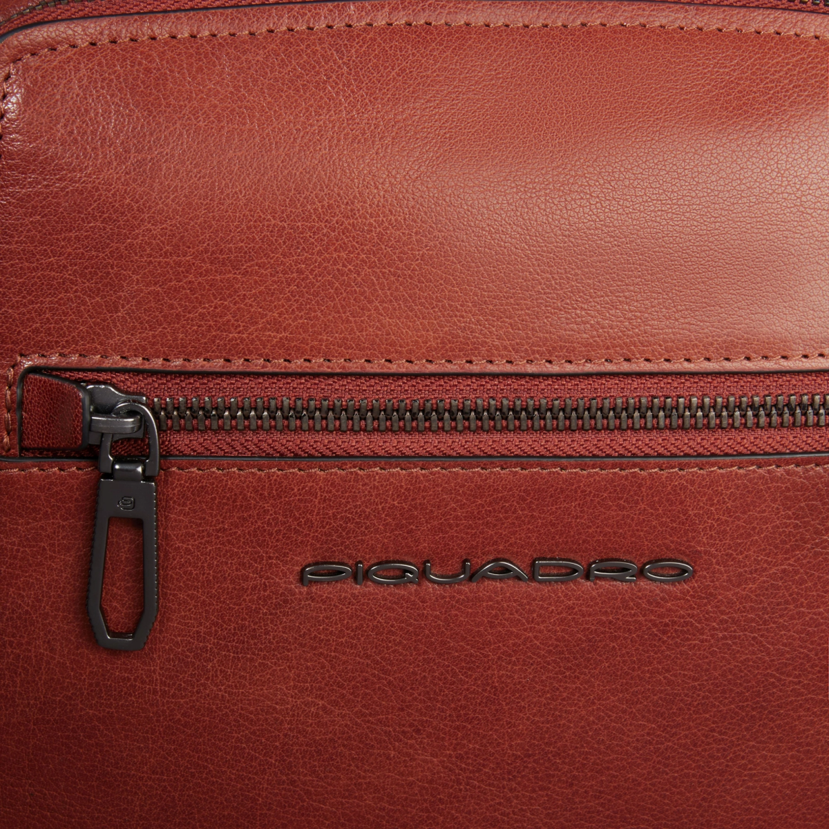 Рюкзак для ноутбука Piquadro Personalizable Laptop Backpack 13" Terracotta (CA7020S141/CU) — изображение 5