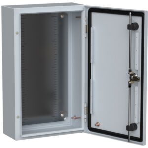 Щит с монтажной панелью IEK TI5-10-N-050-030-015-66