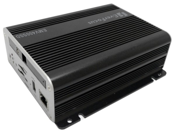 Видеорегистратор EverFocus EMV-400SSD