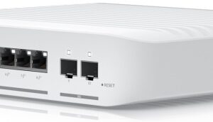Коммутатор управляемый Ubiquiti USW-Enterprise-8-PoE