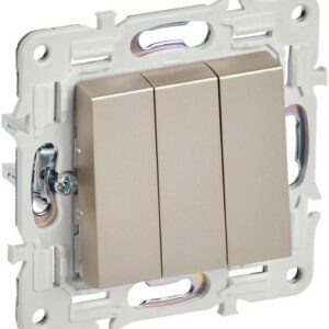 Выключатель трехклавишный IEK SK-V30-0-10-K37