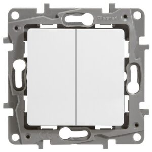 Выключатель/переключатель Legrand 672212