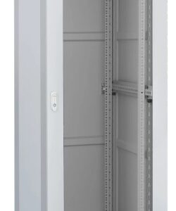 Шкаф напольный 19", 27U SNR SNR-TFC-276060-GS-G-SF