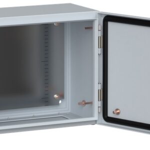 Щит с монтажной панелью IEK TI5-10-N-030-040-020-66